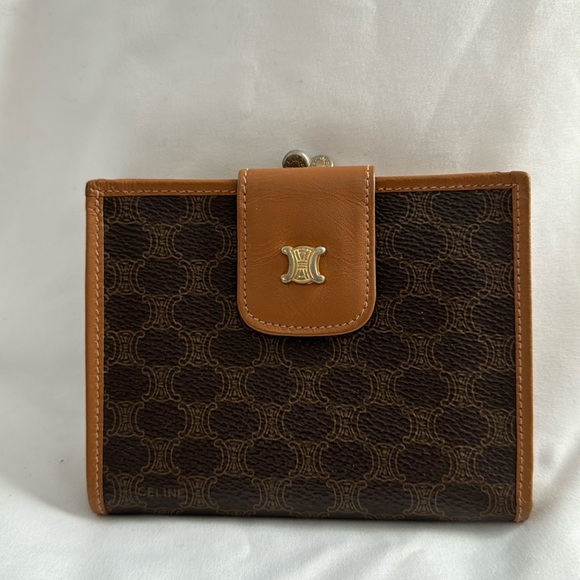 CELINE Vintage Compact Leather KISS -Lock 4”x3 1/2” - Picture 1 of 11